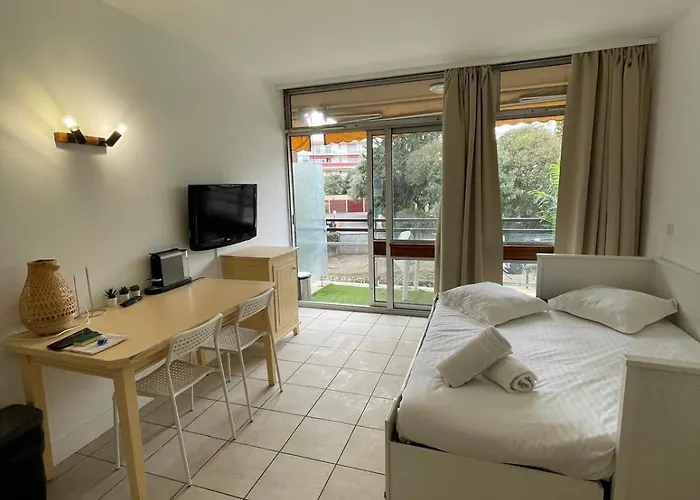 06U - Beautiful Studio In Residence - Swimming Pool And Tennis Court