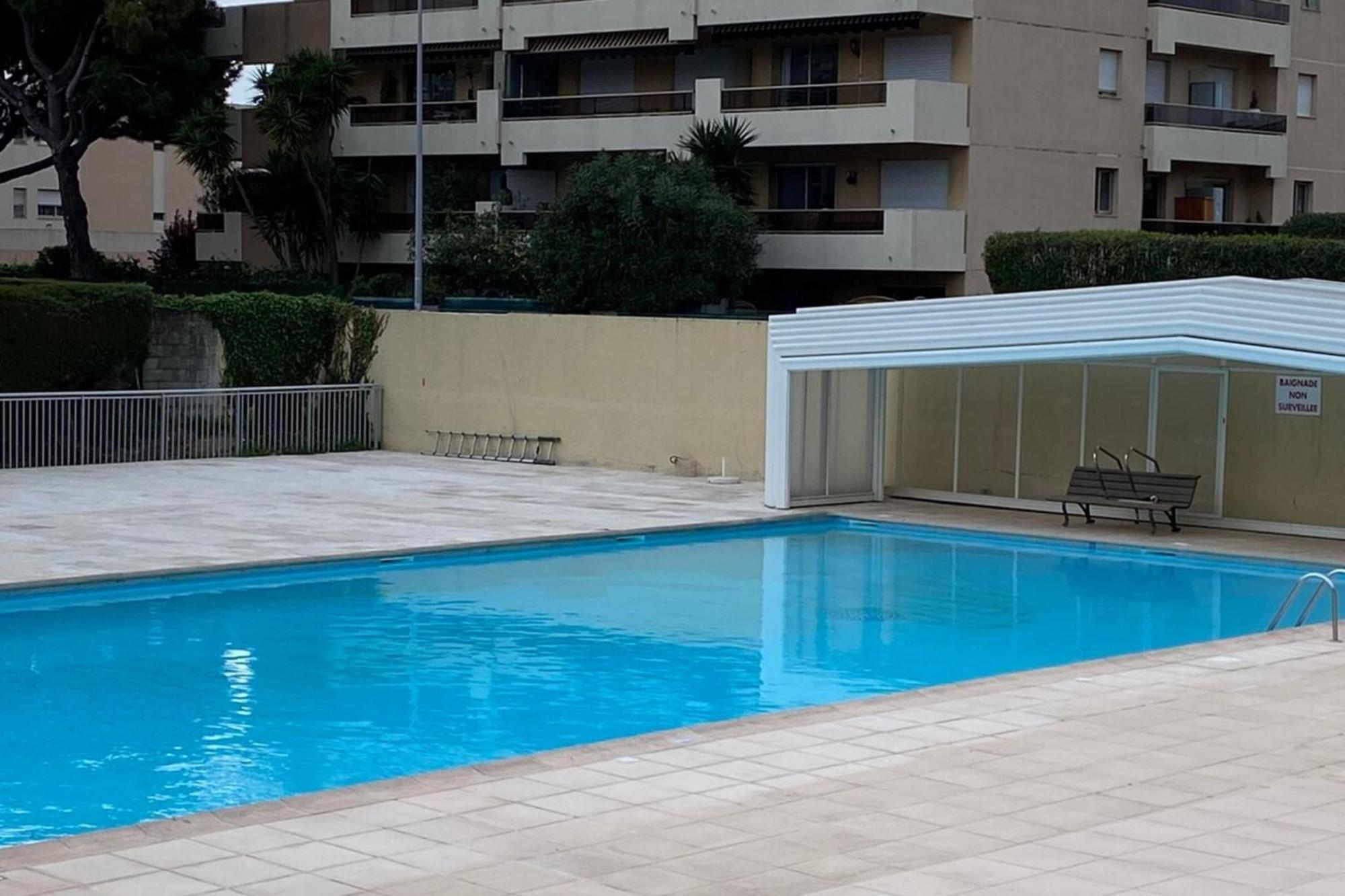 06u - Beautiful In - Swimming Pool And Tennis Court Appartement Saint-Laurent-du-Var